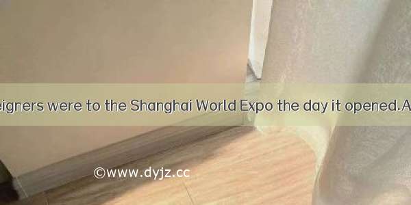 Thousands of foreigners were to the Shanghai World Expo the day it opened.A. attendedB. at